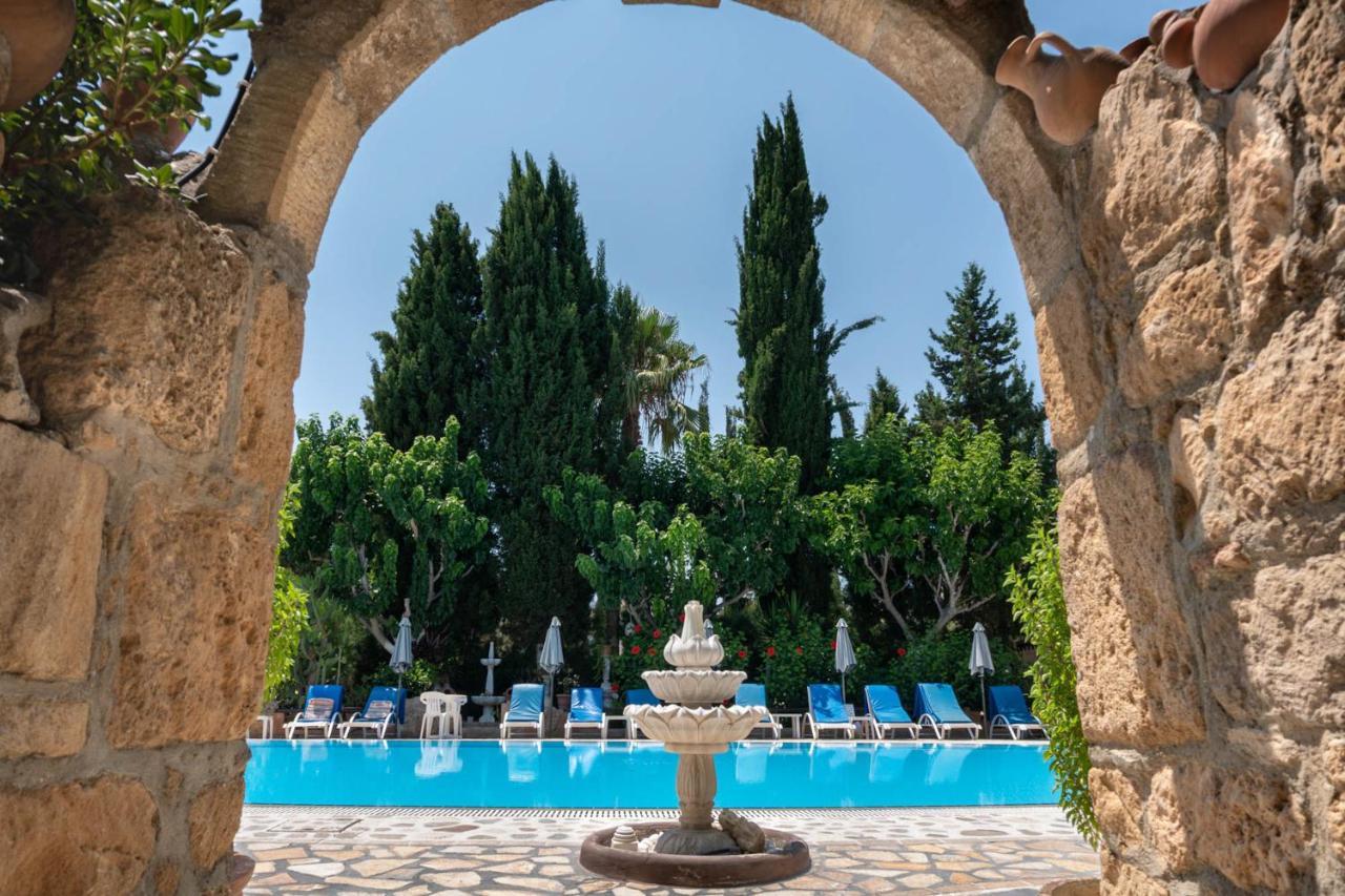 Apollonia Πάφος